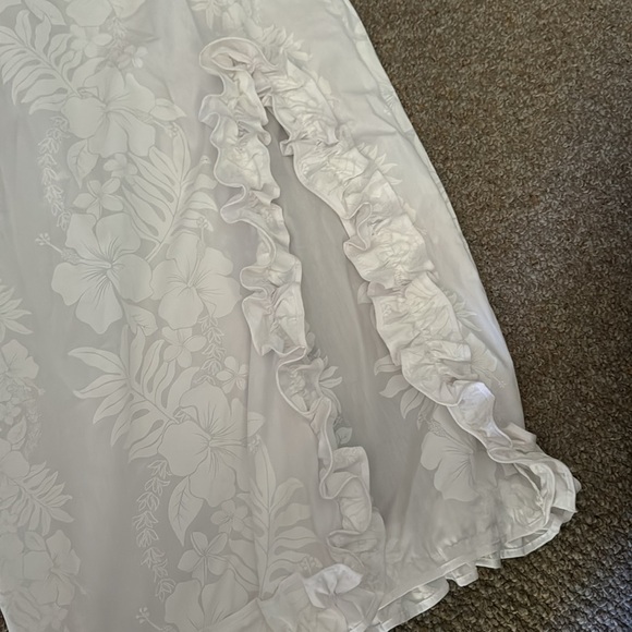 Hilo Hattie Muu Muu - Picture 7 of 8